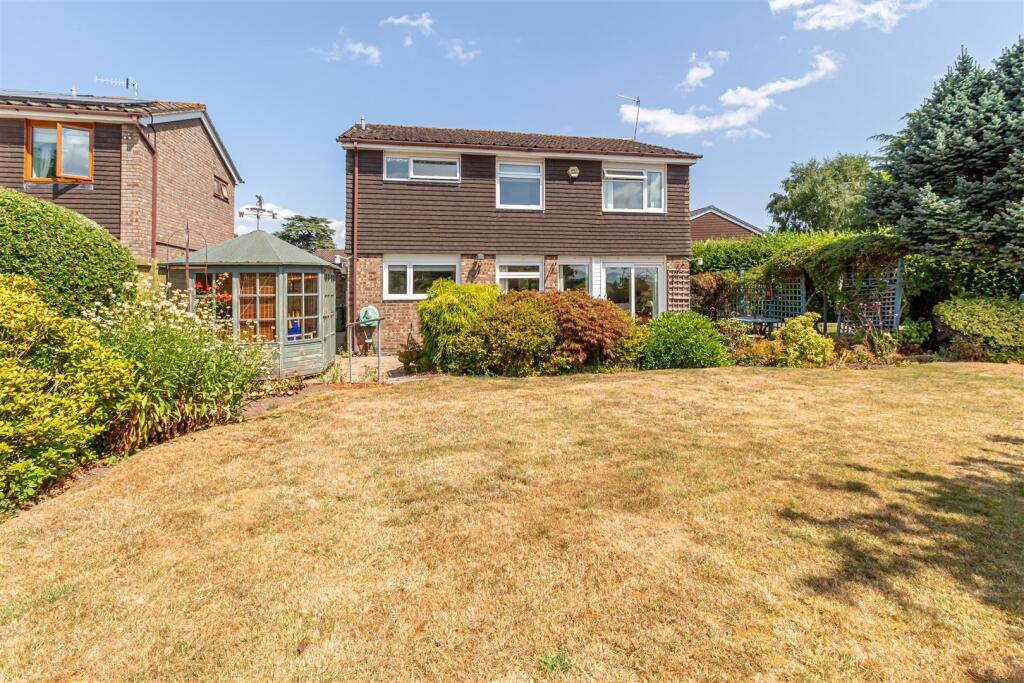 House in Worcester - View 3