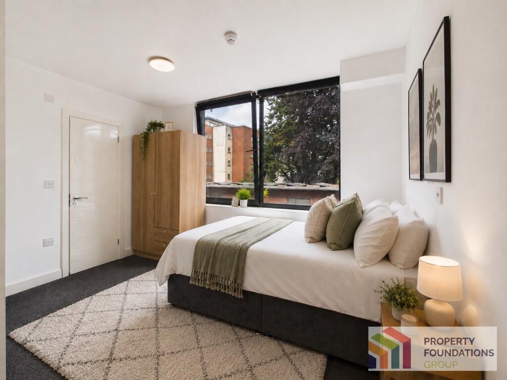 Main image of property: Queens Terrace, Southampton, Hampshire, SO14