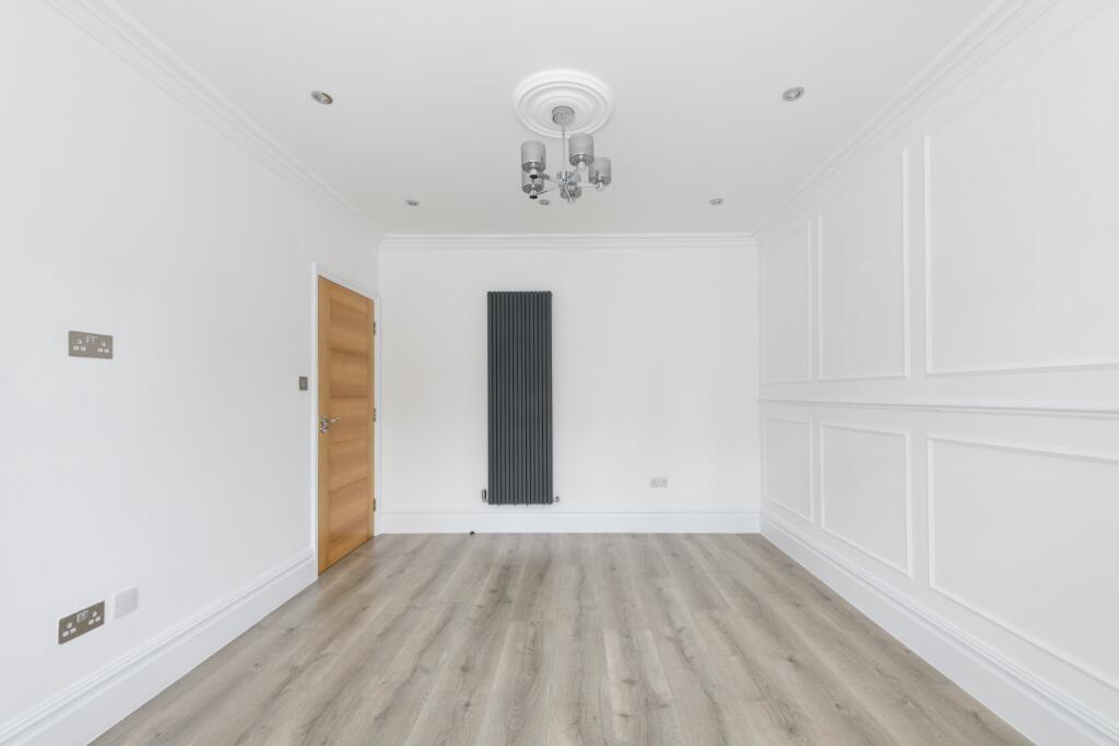 House in London - View 4