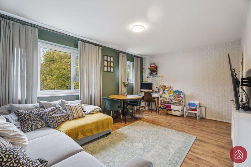Chillingworth Crescent, Headington photo 4
