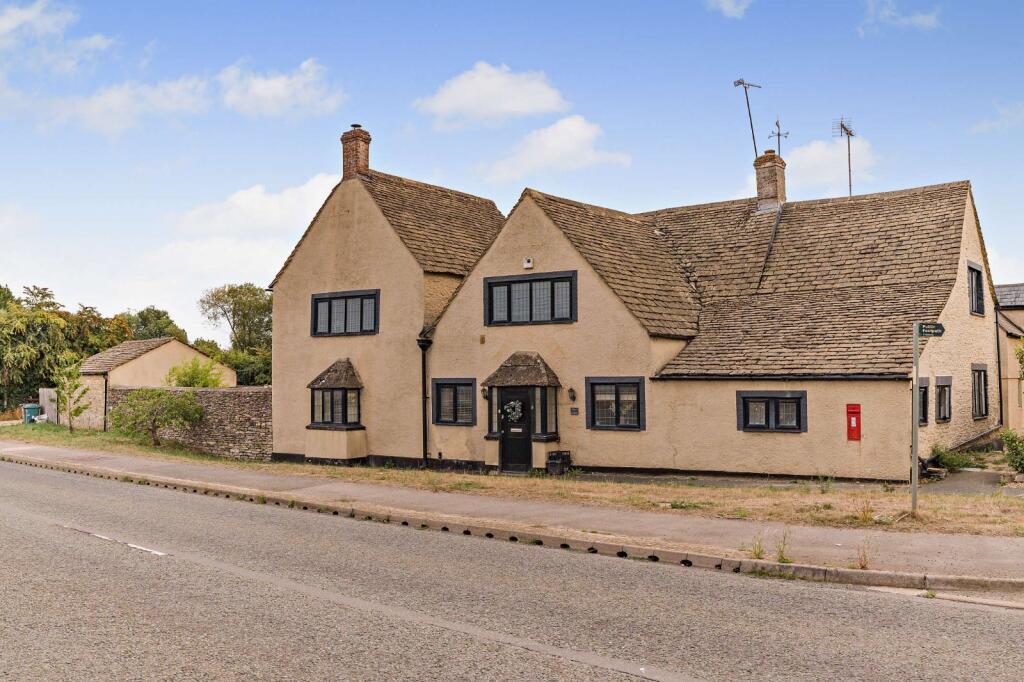 Main image of property: Cricklade Road, South Cerney, Cirencester, Gloucestershire, GL7