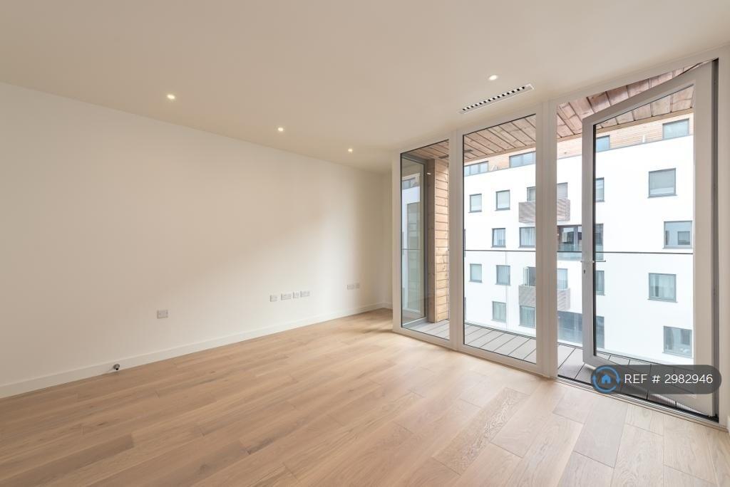 Apartment in London - View 3