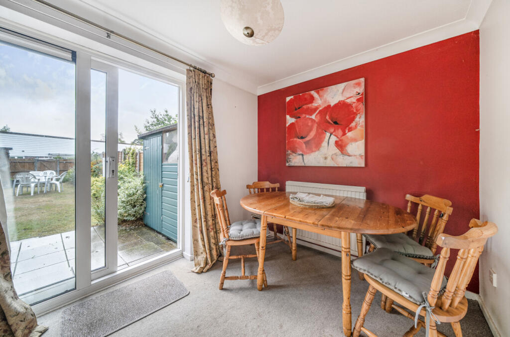 House in Bracknell - View 4