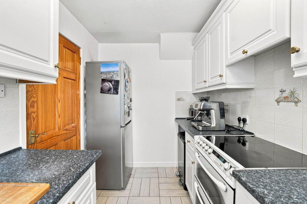 House in Irvine, Bourtreehill - More