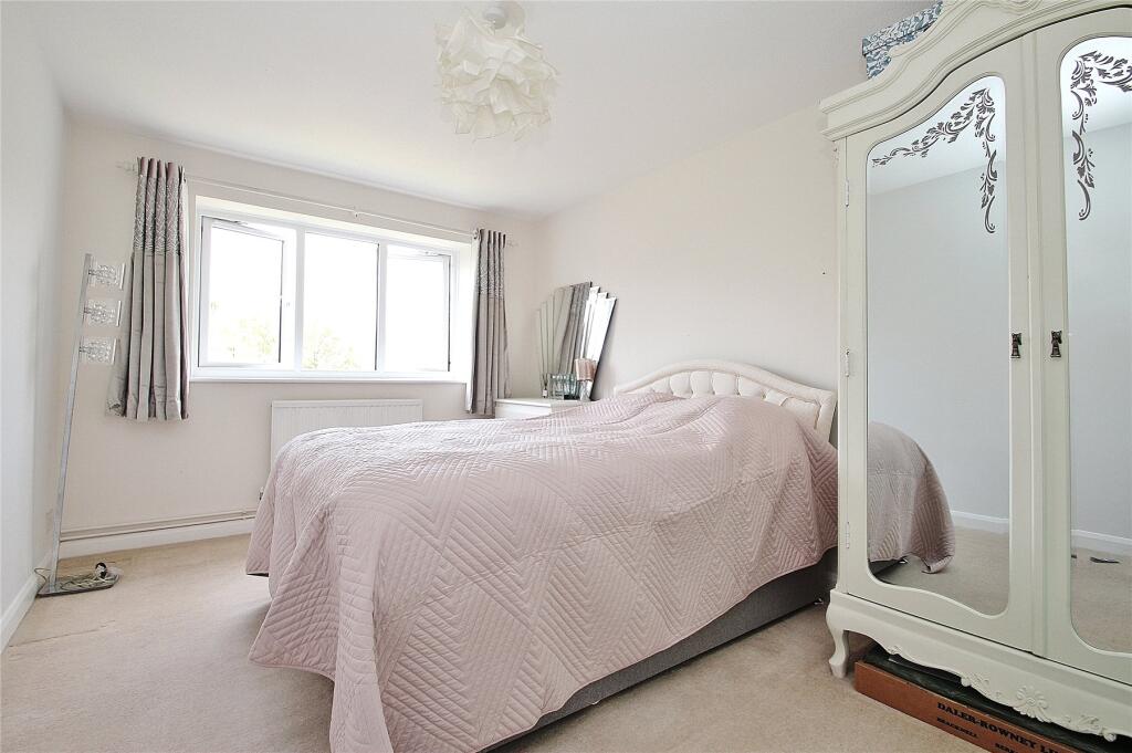 High View, Mulgrave Way, Knaphill, Woking, GU21 - More