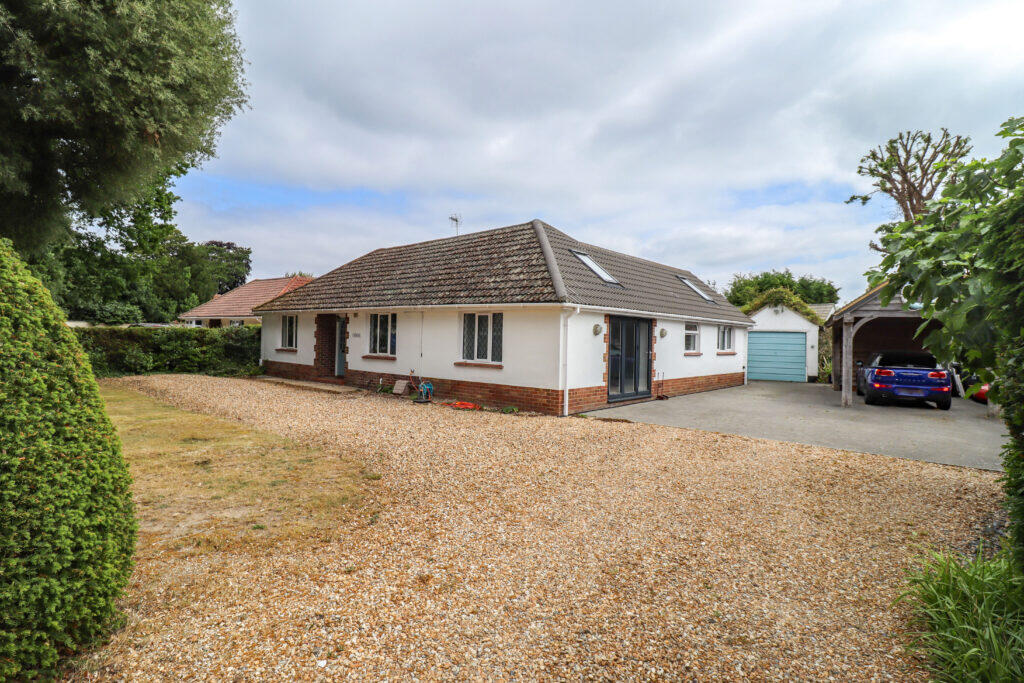 3-bed bungalow on South Road, Hayling Island, £825,000