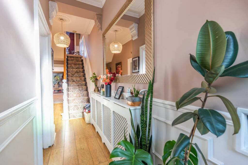 House in Hull, Mile House, Garden Village - View 2