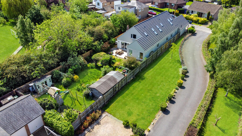 Main image of property: The Lanes, Over