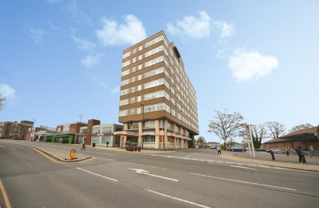 Main image of property: Priory Heights, LU5