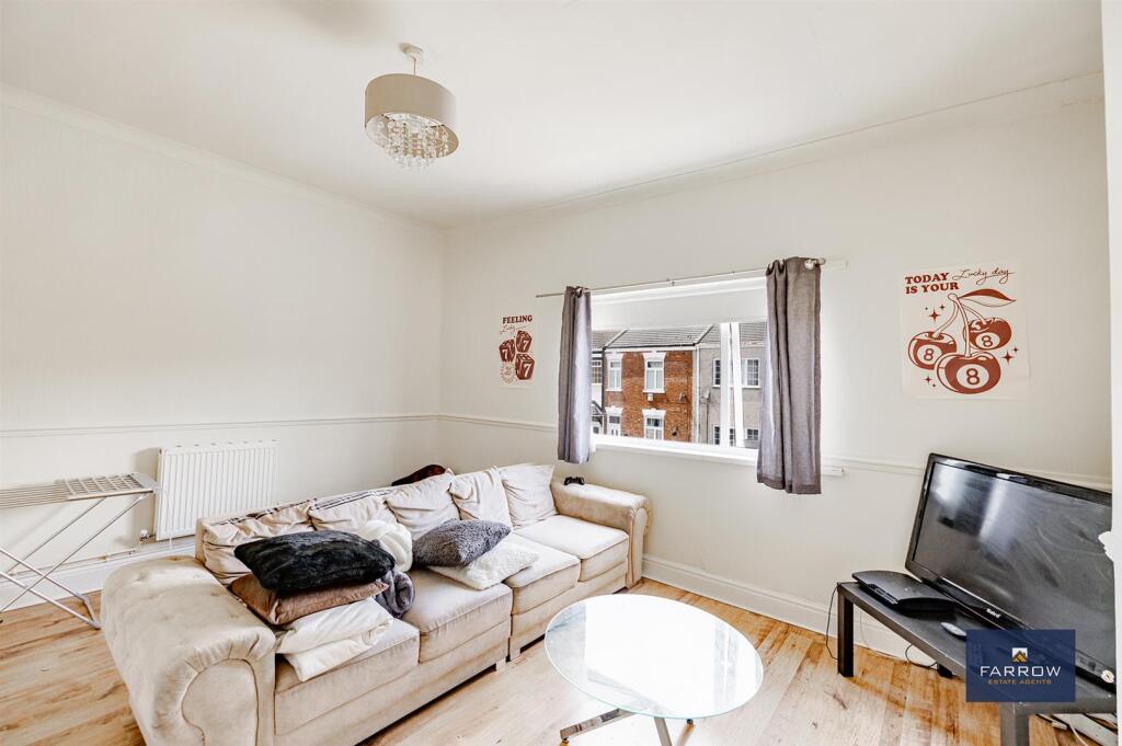 Apartment in Doncaster - More