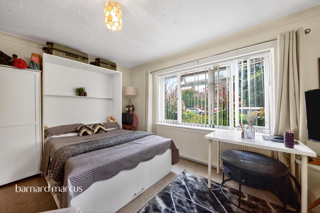 Apartment in London - View 3