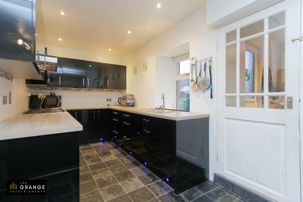 House in Buckie, Buckpool, Moray - More