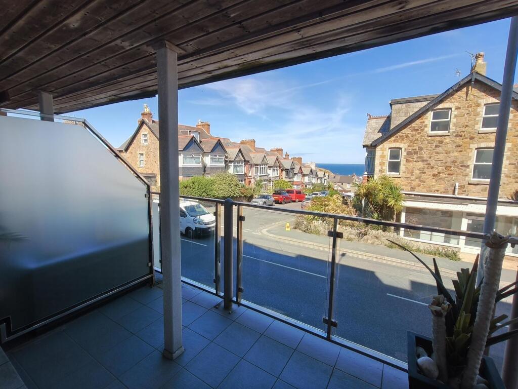 Apartment in Truro - More