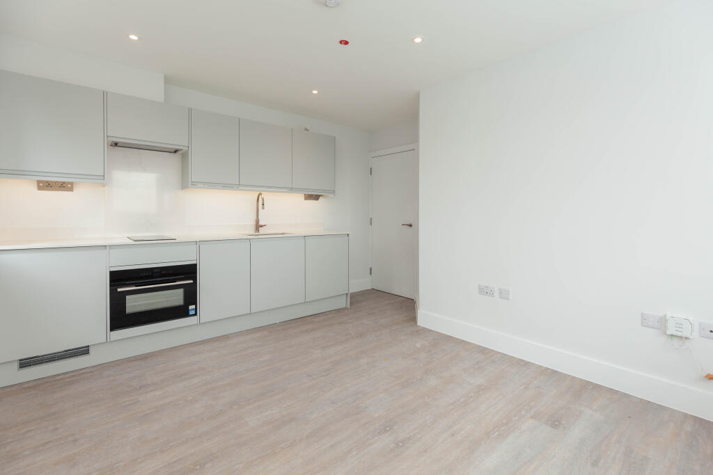 Apartment in Oxford - View 3