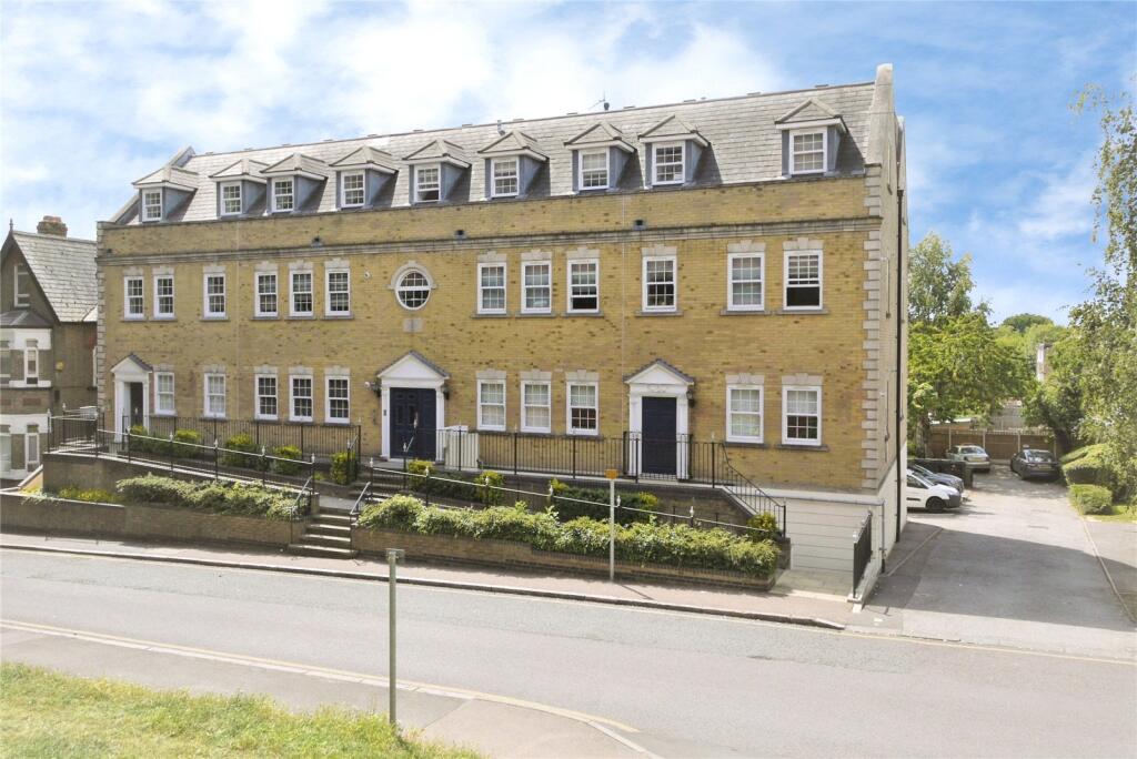 Main image of property: Crown Street, Brentwood, Essex, CM14