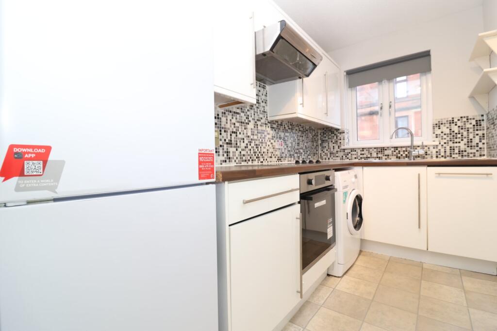 Apartment in Glasgow - View 5