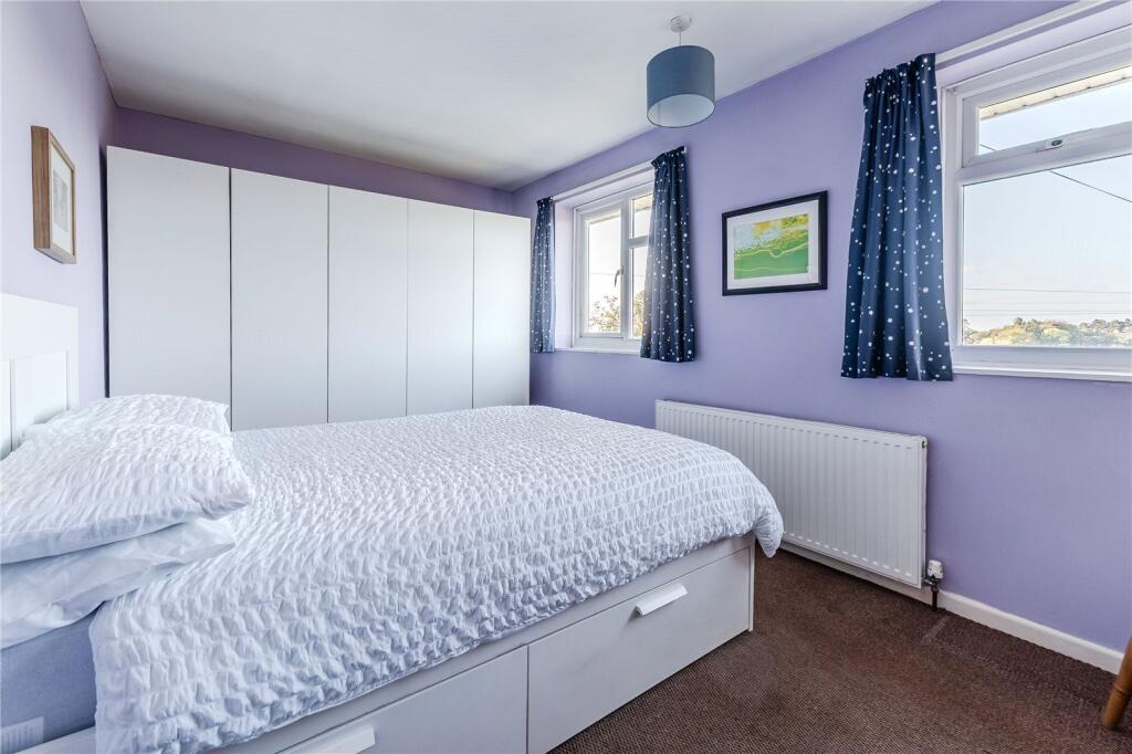 House in Leeds, West Yorkshire - View 5