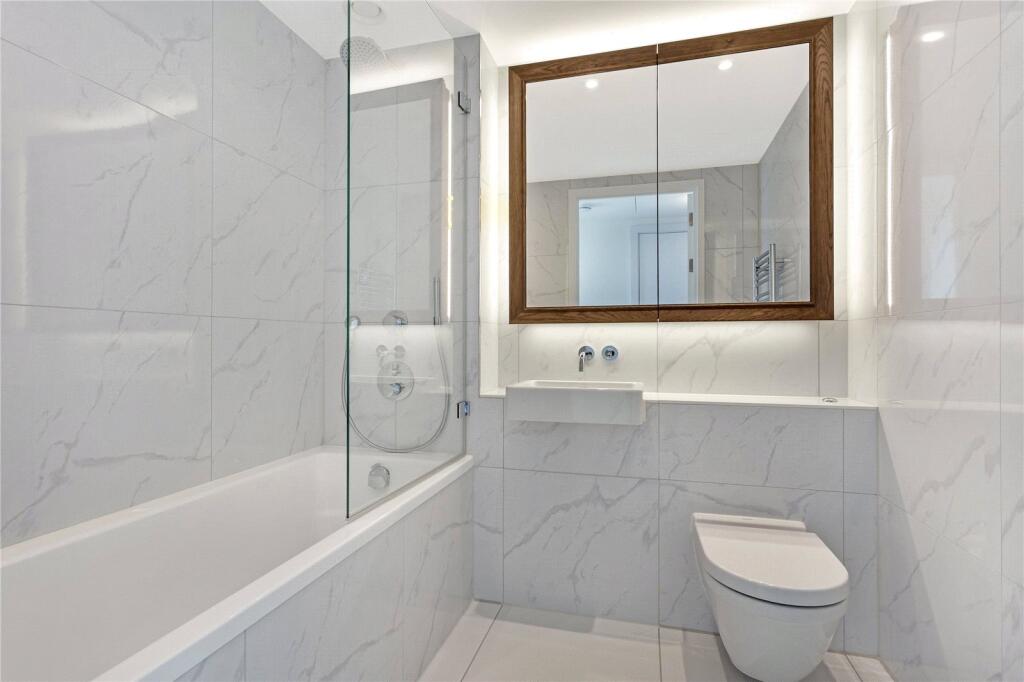 Apartment in London, Vauxhall - View 5