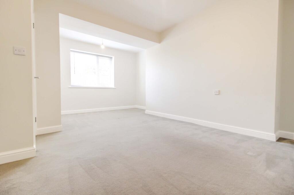 House in Swindon - View 3