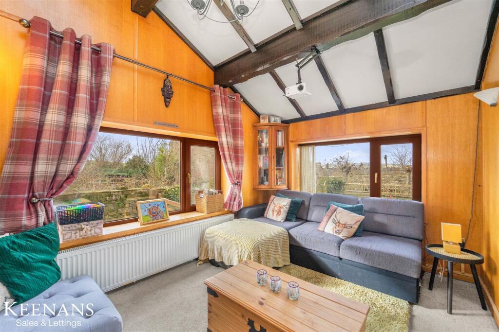 Additional image 6 of New Row, Winewall, Colne