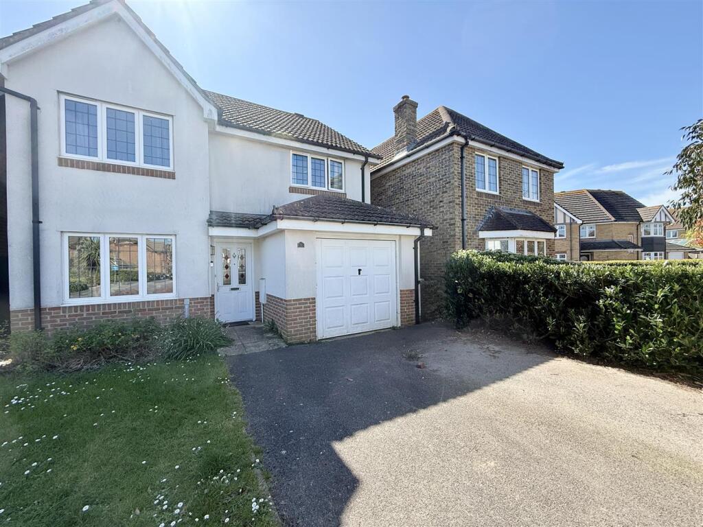 Main image of property: Glenney Close, Lee-On-The-Solent