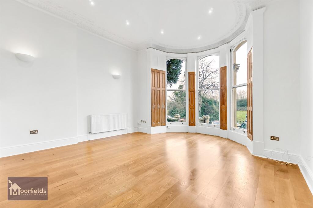 Main image of property: Upper Belgrave Road, Clifton, BS8 2XH