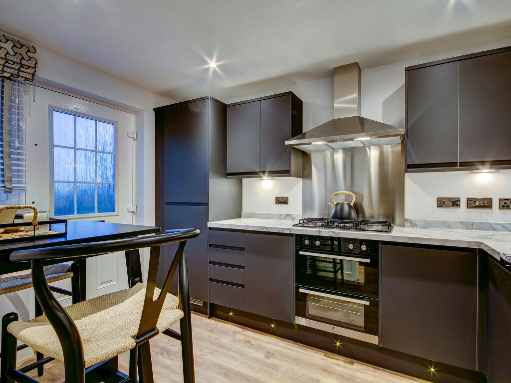 House in Edinburgh, West Lothian - View 2
