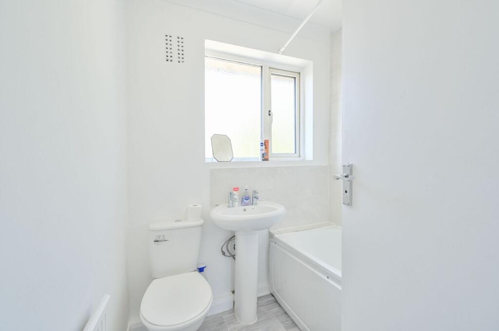 House in London - View 4