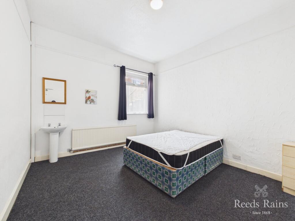House in Hull, Kingston upon Hull - View 5