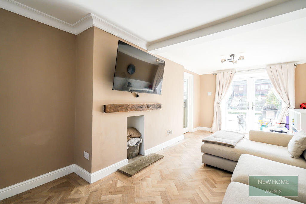 Park Road, Calverton, Nottingham, NG14 6LE - More