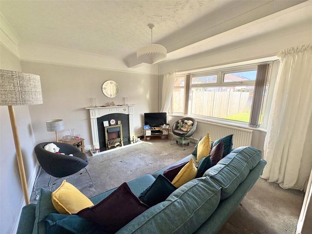 Derwent Way, Little Neston, Neston, Cheshire, CH64 photo 4