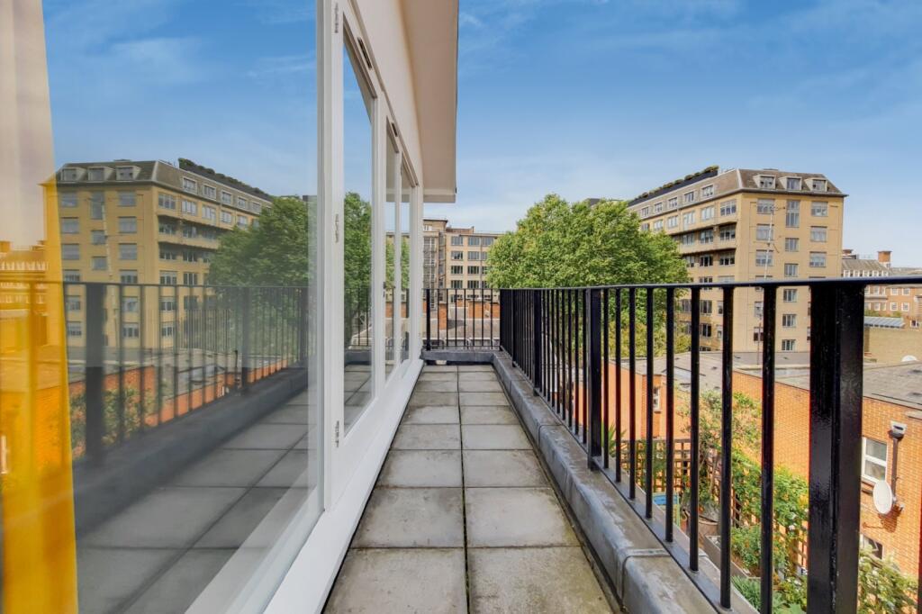 Apartment in London, St Pancras - View 5