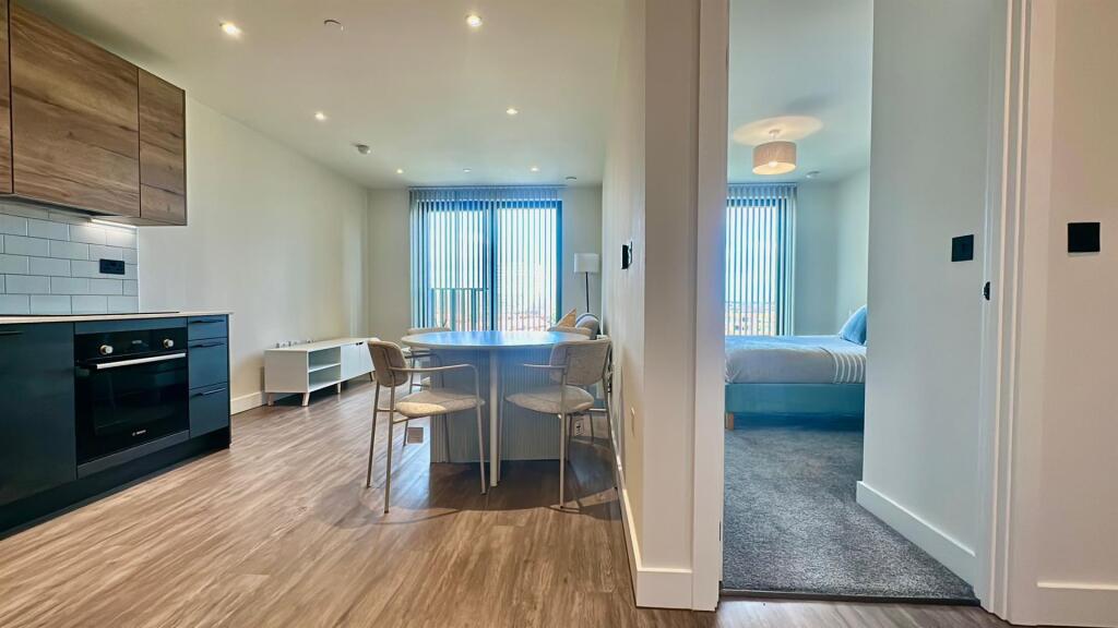 Main image of property: GLASSWATER LOCKS- BELMONT ROW, BIRMINGHAM, B4