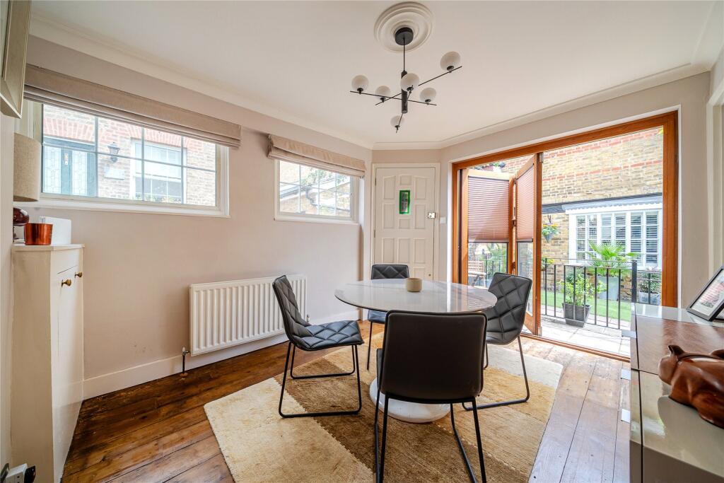 House in London, Hawkwood, Chislehurst - View 5