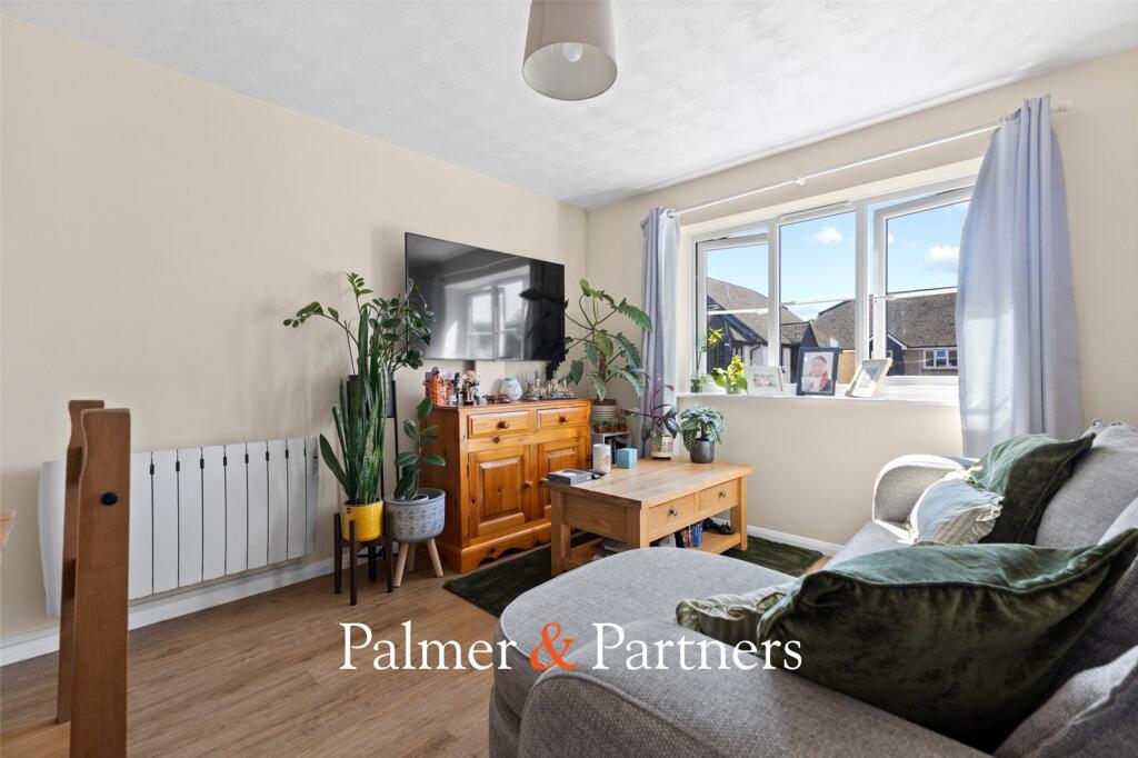 Apartment in Colchester, Myland, Highwoods - View 5