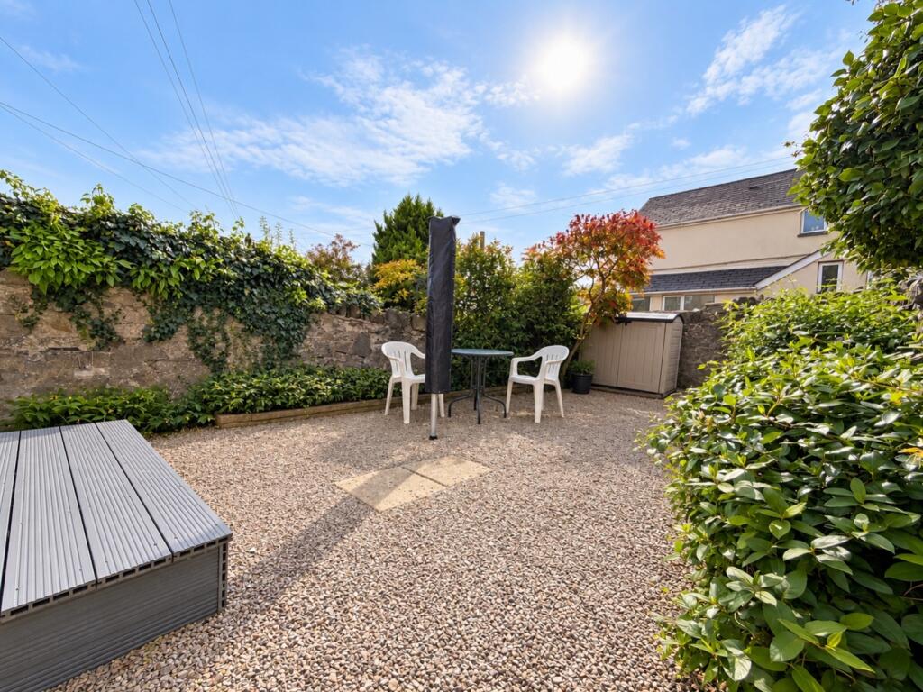 House in Cardiff, Maindy, Cathays - More