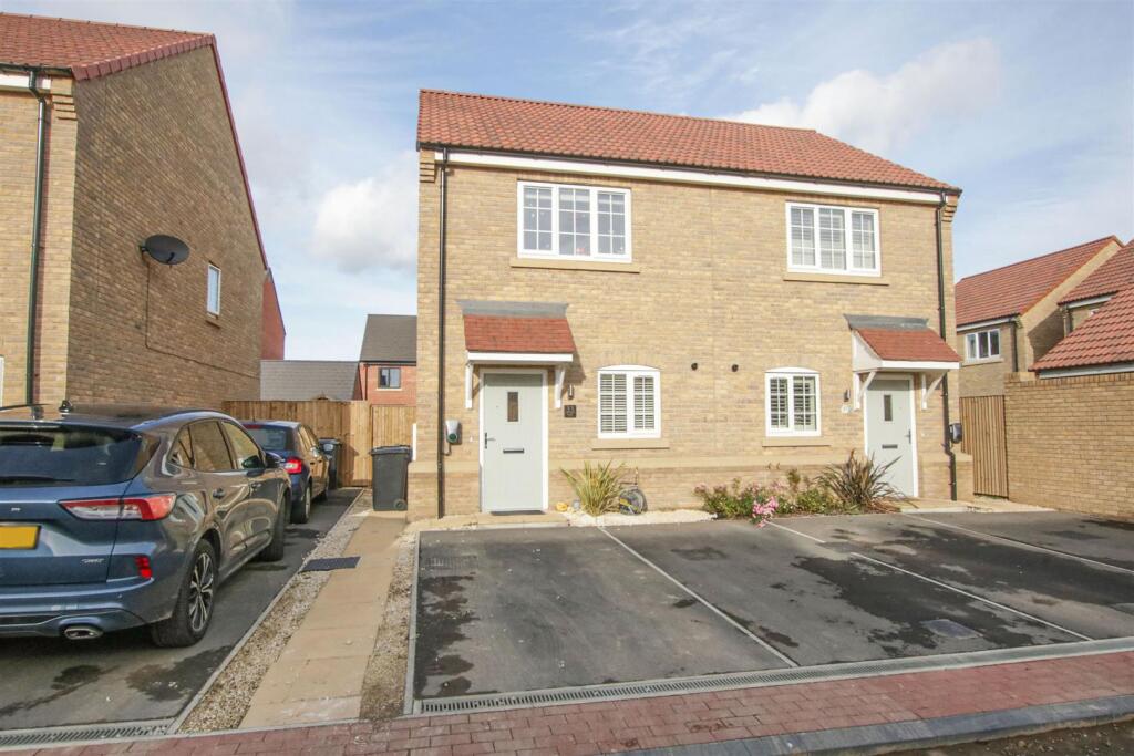2-bed house on Drabble Close, Armthorpe, Doncaster, £175,000