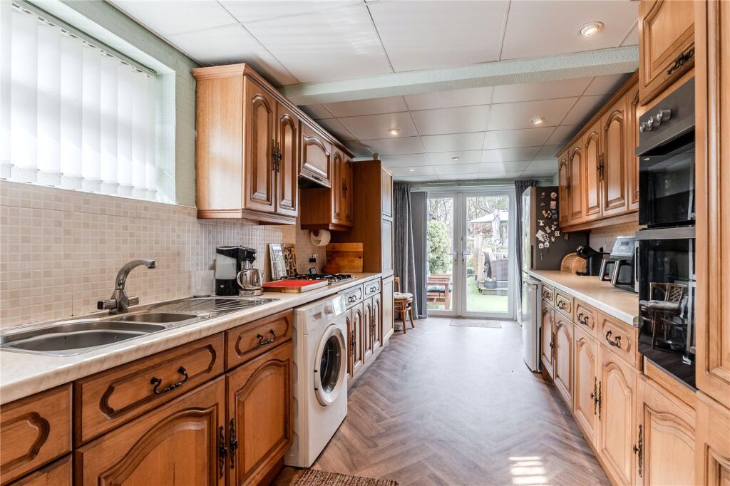 House in Leeds, Scotland - View 3