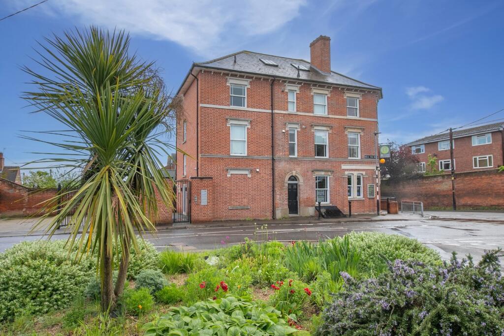 Main image of property: High Street, Wivenhoe, Colchester, CO7