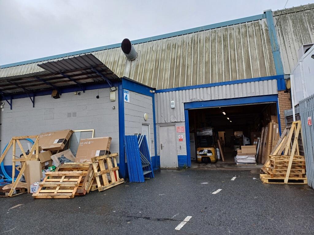 Main image of property: Unit 4, 22 Bull Lane, London, Greater London, N18