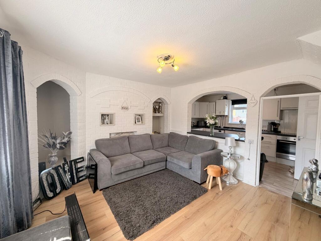 Hill Crescent, Murton, County Durham, SR7 photo 3
