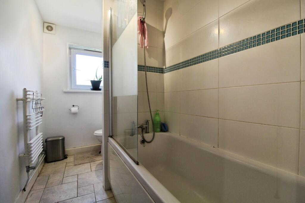 Apartment in Harlow, Essex - View 4
