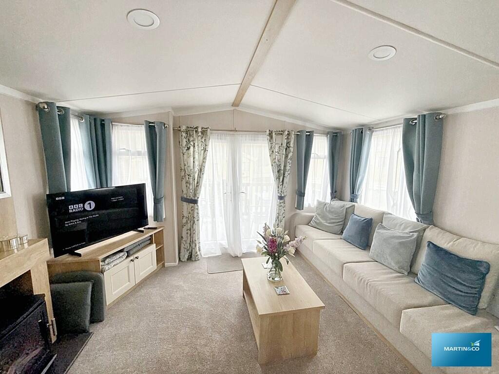 Oakdene Holiday Park photo 3