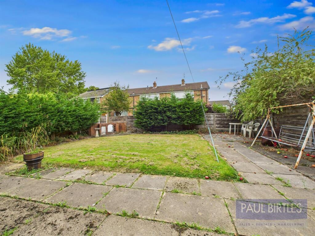 Church Road, Flixton, Trafford, M41 6JJ photo 2