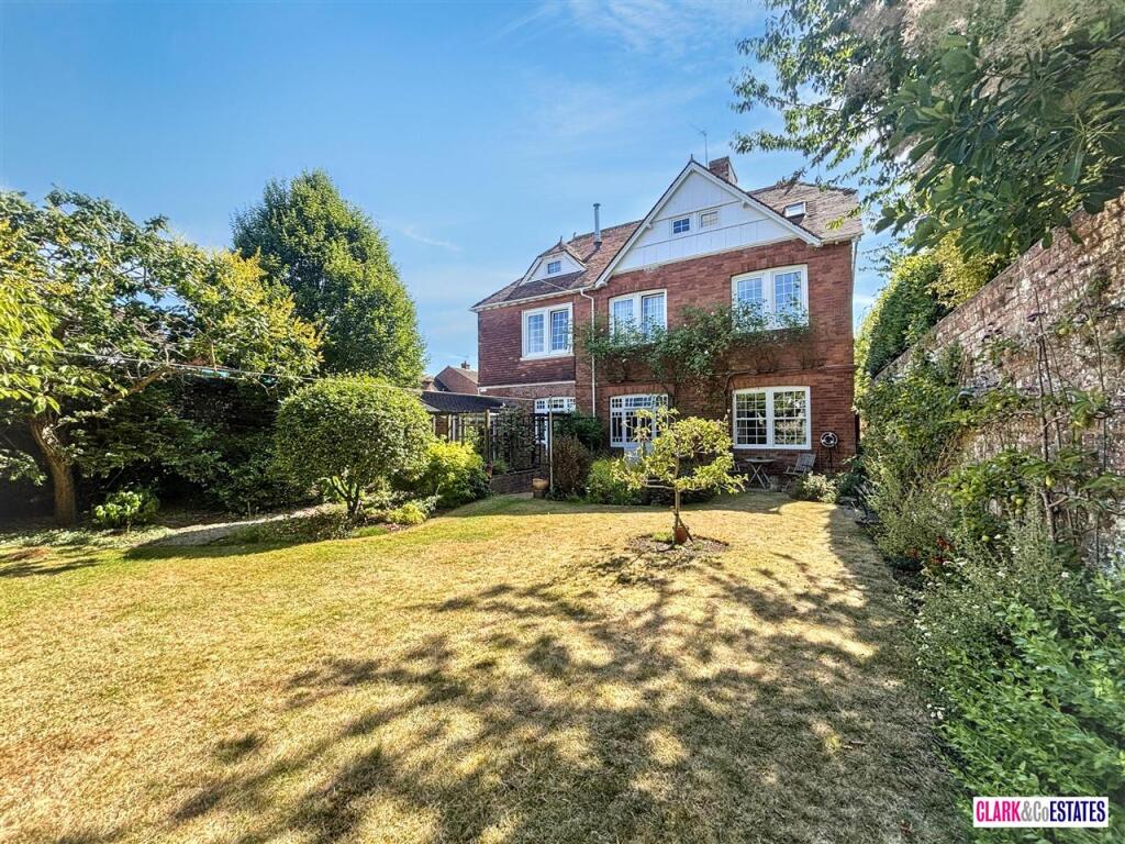 Main image of property: Station Road, Topsham