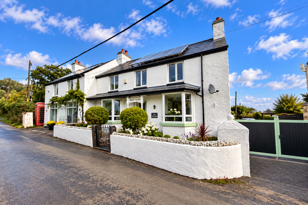 Main image of property: Llanbedr-y-Cennin, Conwy, LL32