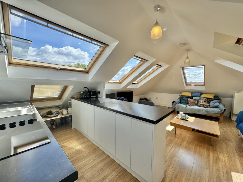 Main image of property: Farm Road, Winchmore Hill, N21