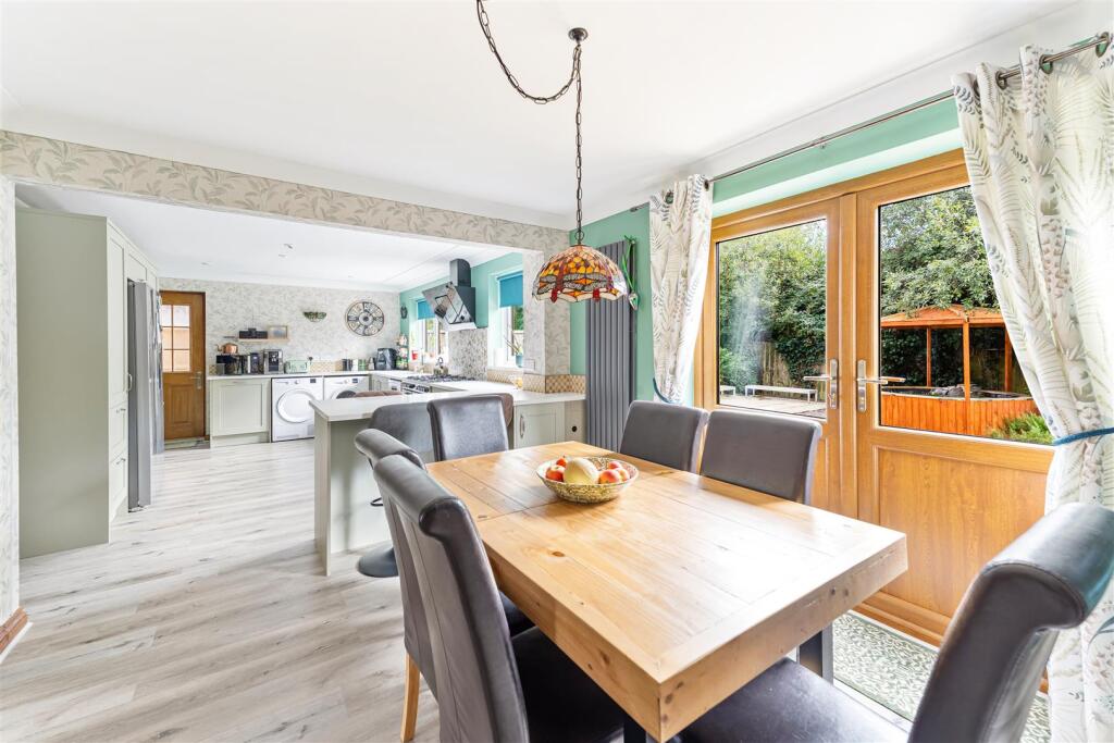 House in Weston-super-Mare, Ebdon, Wick Saint Lawrence - More