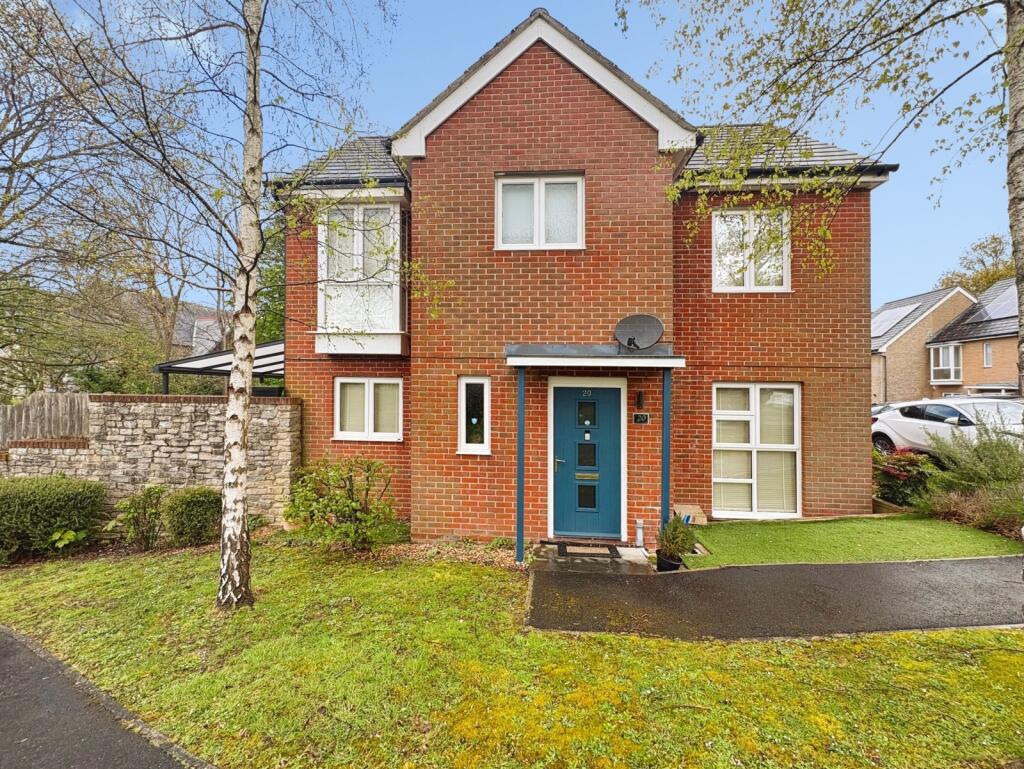 Main image of property: Consort Gardens, East Cowes, Isle of Wight