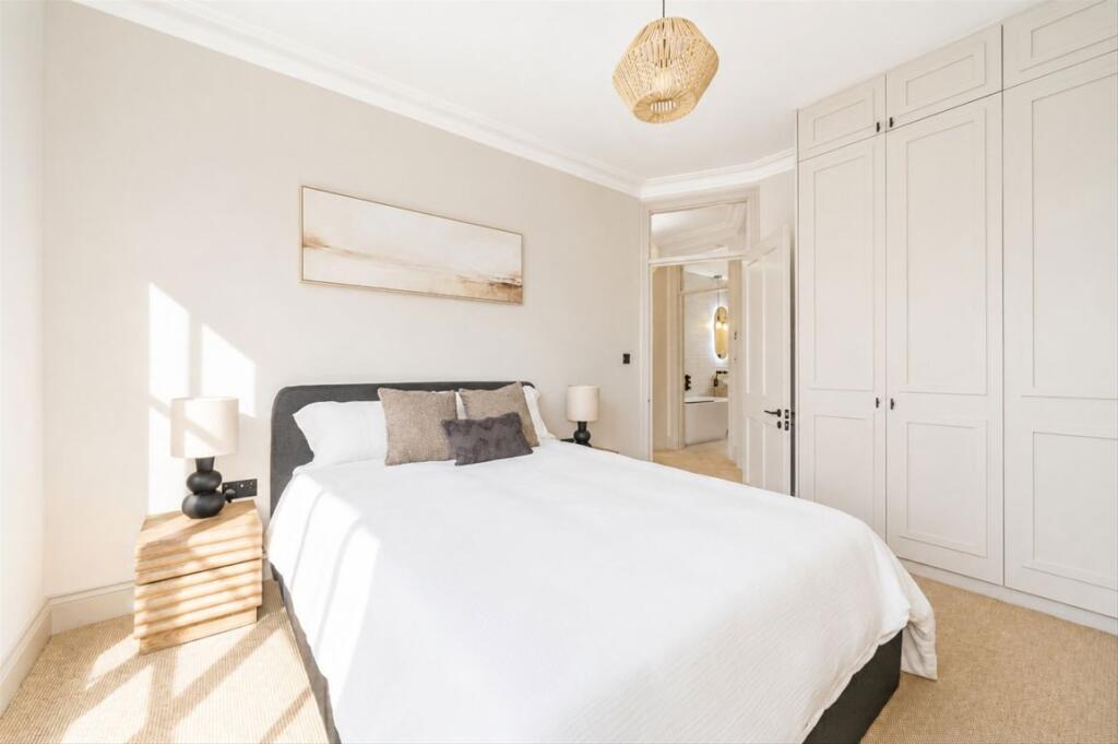 Apartment in London, Fulham - View 4